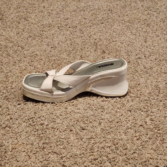 Block wedge flip flop - Picture 3 of 4